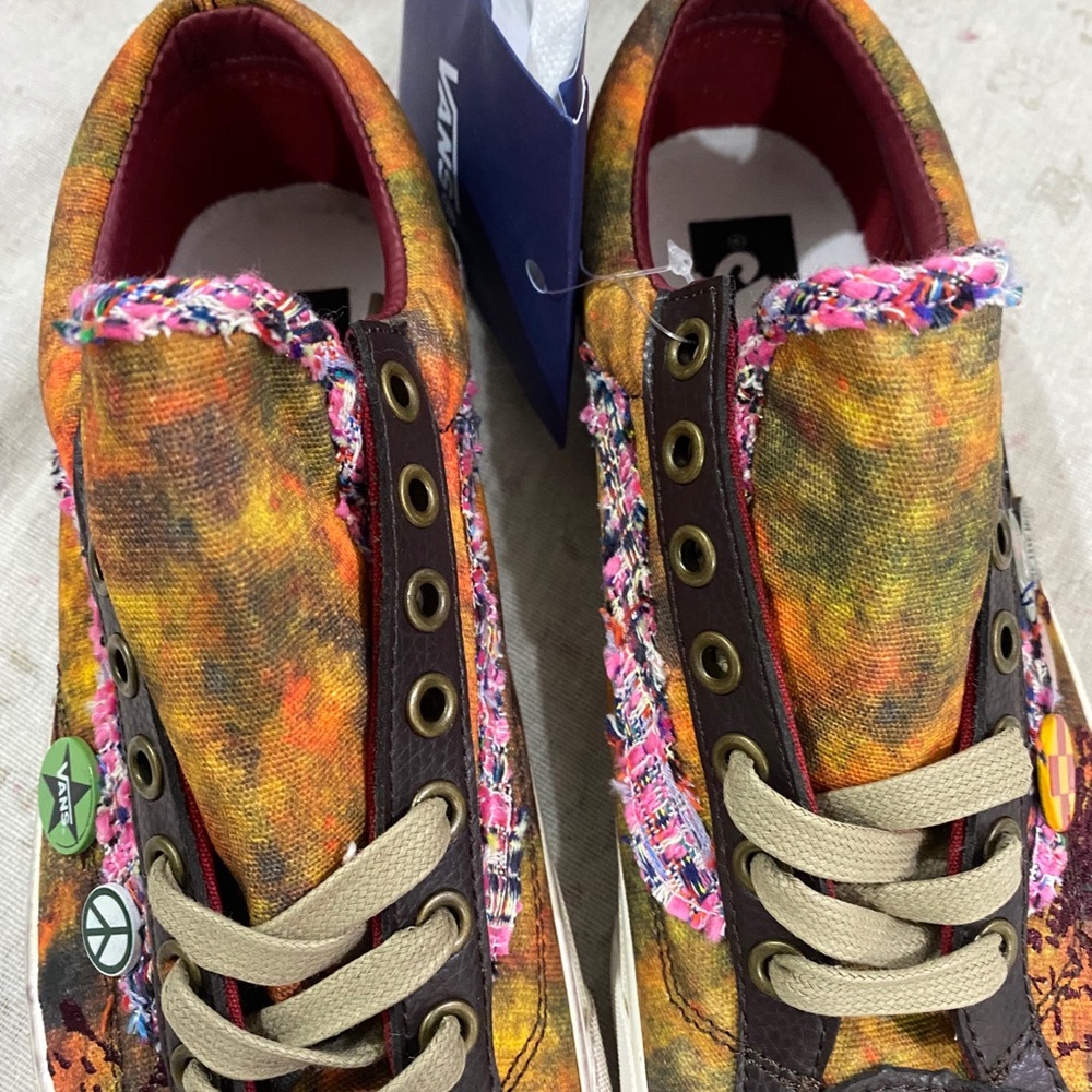 Vans Multicolor Low-Top Sneakers with Peace Patch - Picture 5 of 9